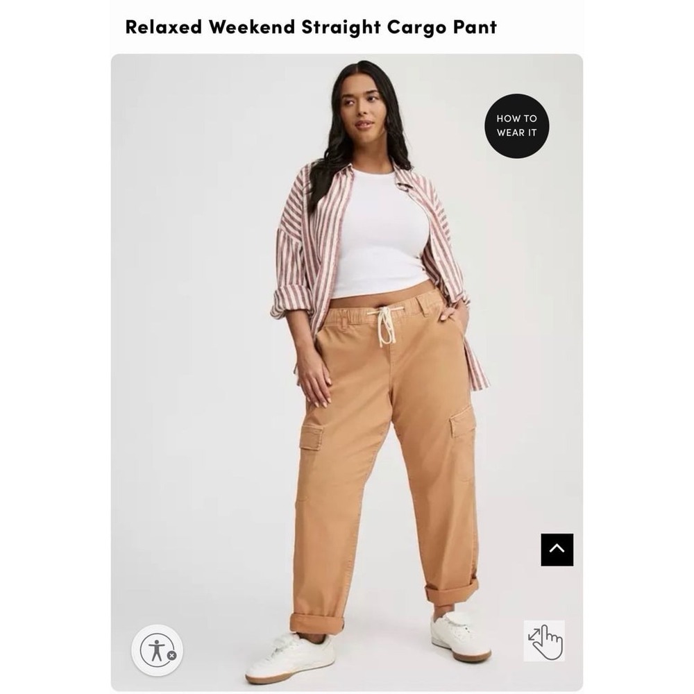 Torrid relaxed weekend straight cargo pants.  Size 1X.  Comfy casual